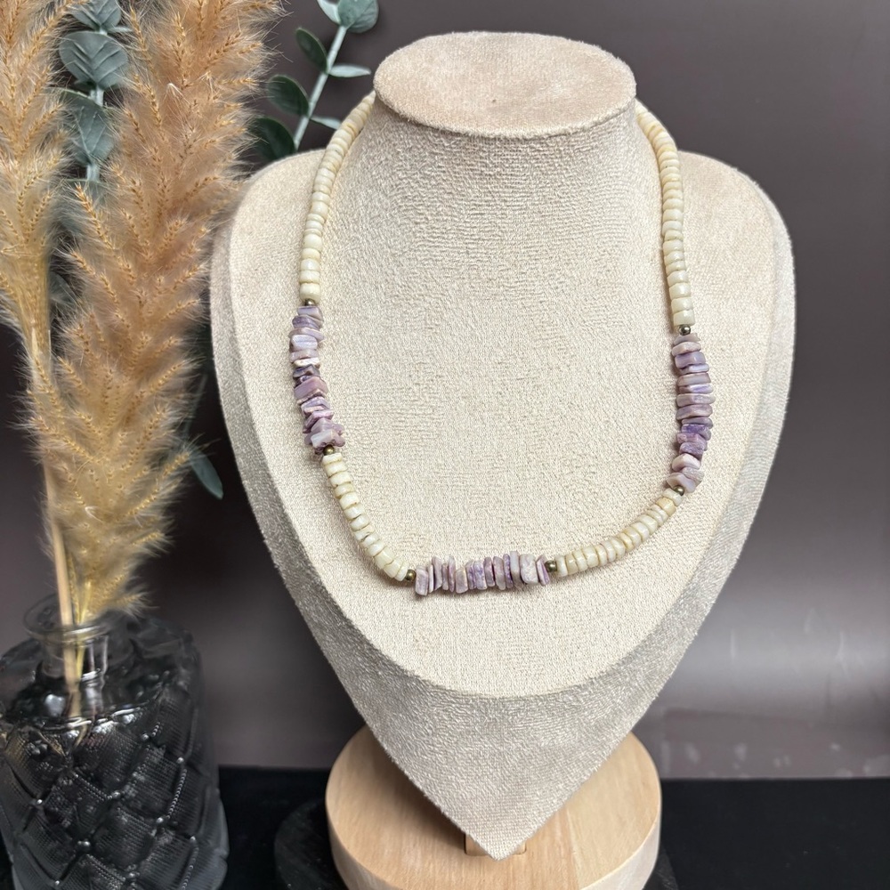 Women's Unbranded Shell‎ Necklace White and Purple